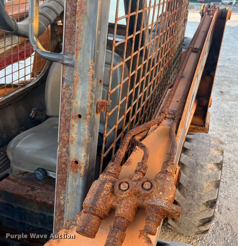 image for item MR9945 2011 Case SR200  skid steer loader