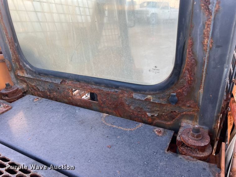 image for item MR9945 2011 Case SR200  skid steer loader