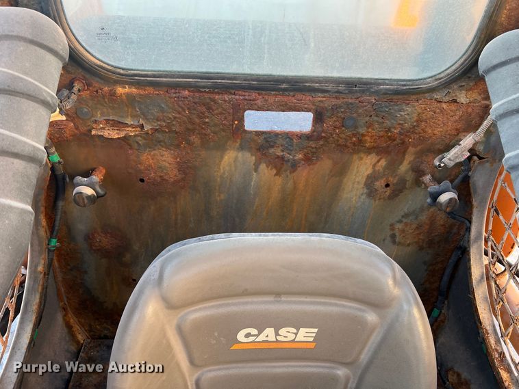 image for item MR9945 2011 Case SR200  skid steer loader