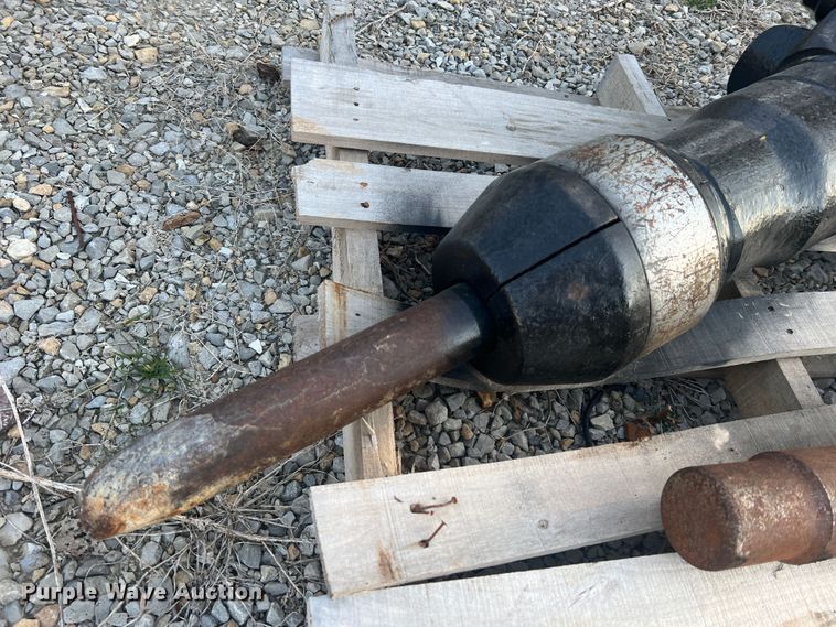 image for item MR9960 Efco  breaker