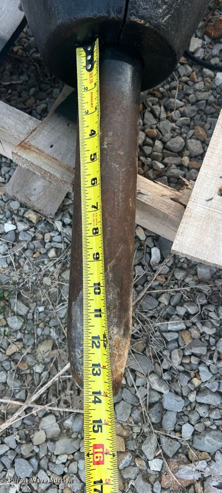 image for item MR9960 Efco  breaker