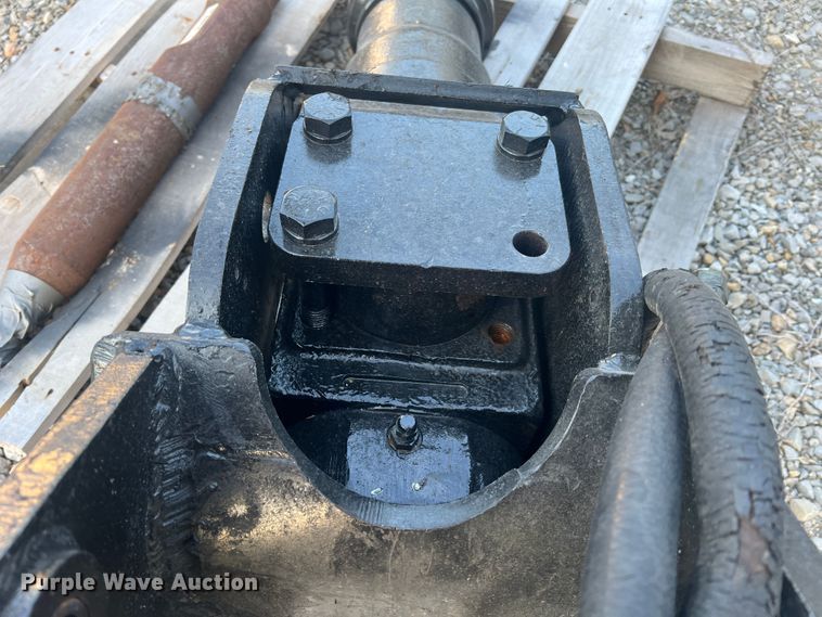 image for item MR9960 Efco  breaker