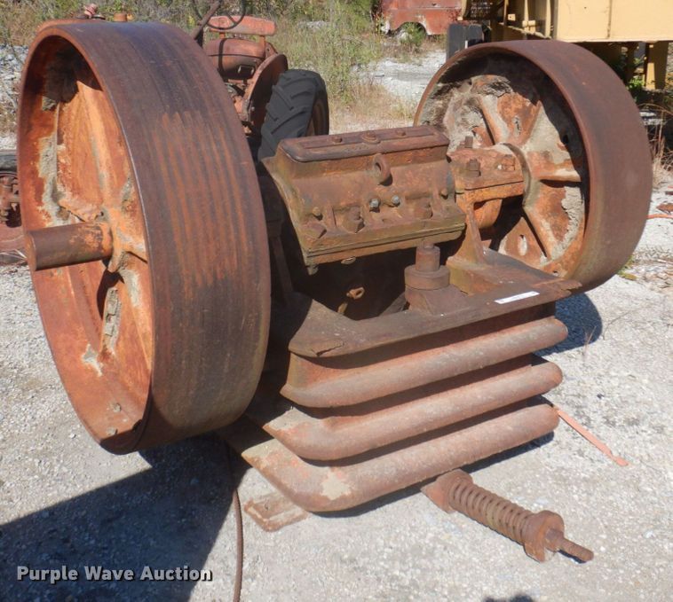 image for item MU9776 Universal  jaw crusher