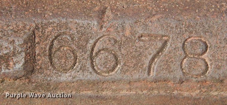 image for item MU9776 Universal  jaw crusher