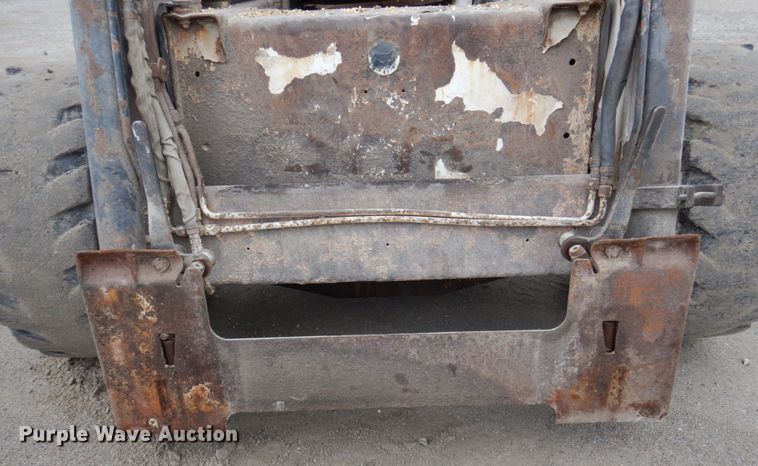 image for item MW9301 2000 Bobcat 873  skid steer loader