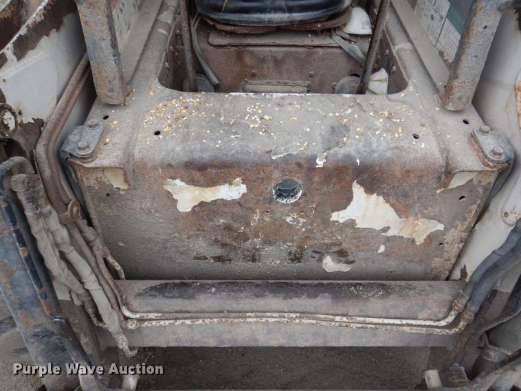 image for item MW9301 2000 Bobcat 873  skid steer loader