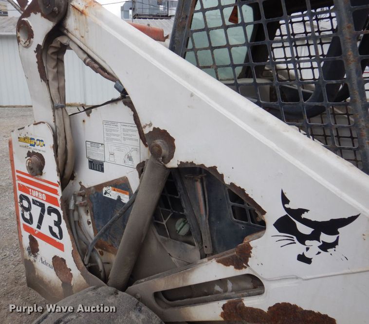 image for item MW9301 2000 Bobcat 873  skid steer loader