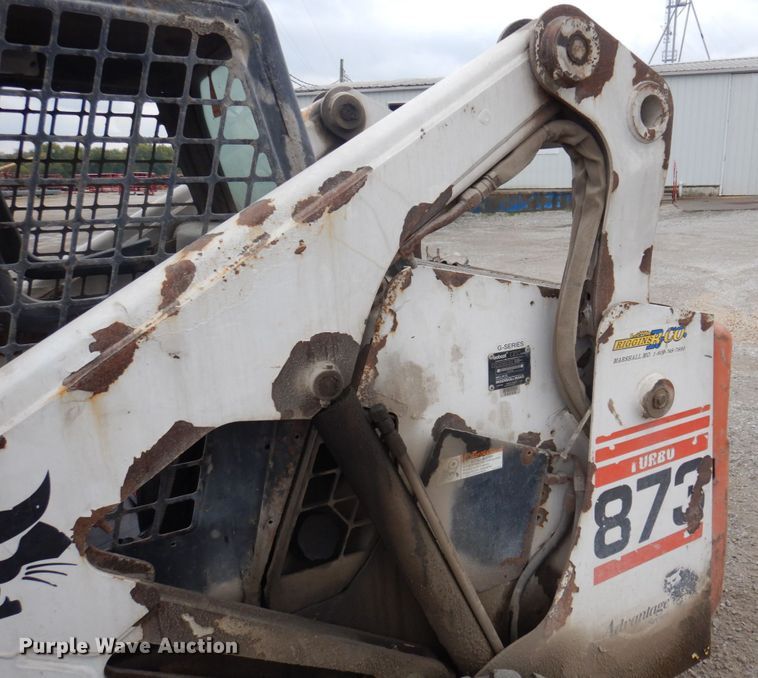 image for item MW9301 2000 Bobcat 873  skid steer loader