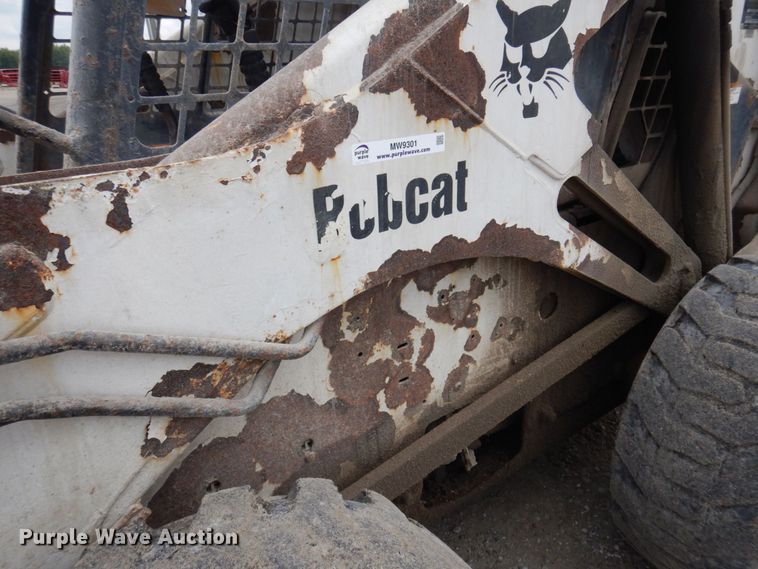image for item MW9301 2000 Bobcat 873  skid steer loader