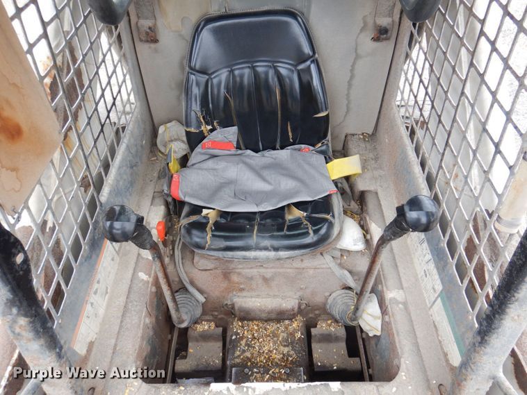 image for item MW9301 2000 Bobcat 873  skid steer loader