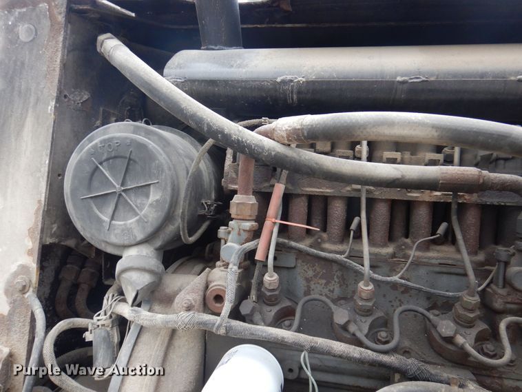 image for item MW9301 2000 Bobcat 873  skid steer loader