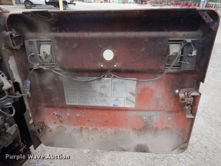 image for item MW9301 2000 Bobcat 873  skid steer loader