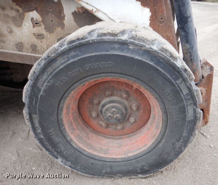 image for item MW9301 2000 Bobcat 873  skid steer loader