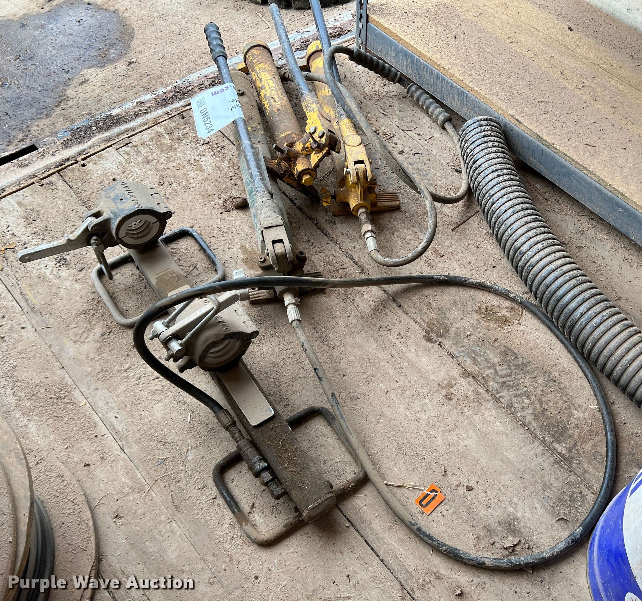 Cabletec hydraulic coupler press in Amarillo, TX Item DN5234 sold