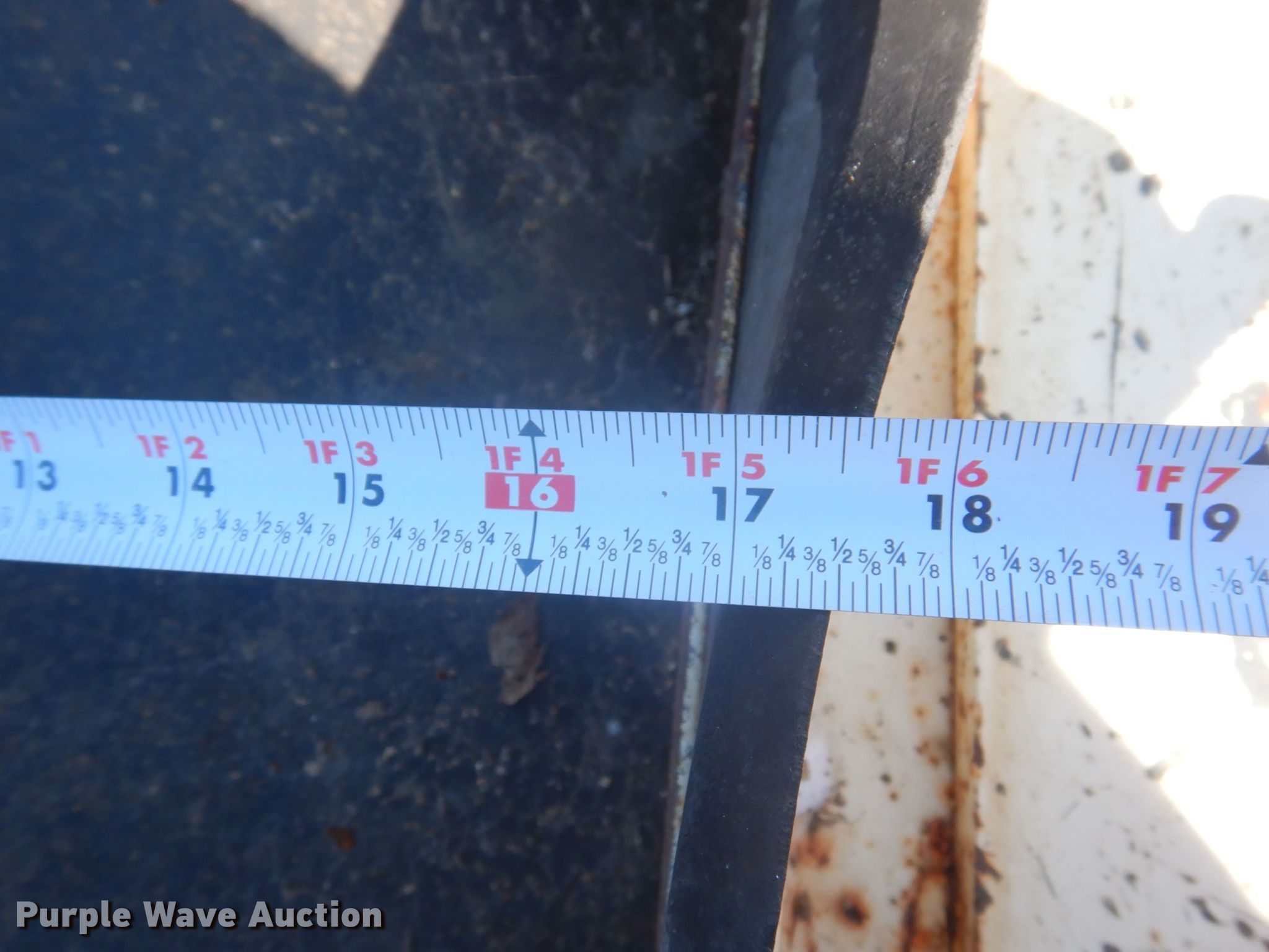 Felco CD1018 bedding conveyor in Trenton, MO Item MU9774 sold