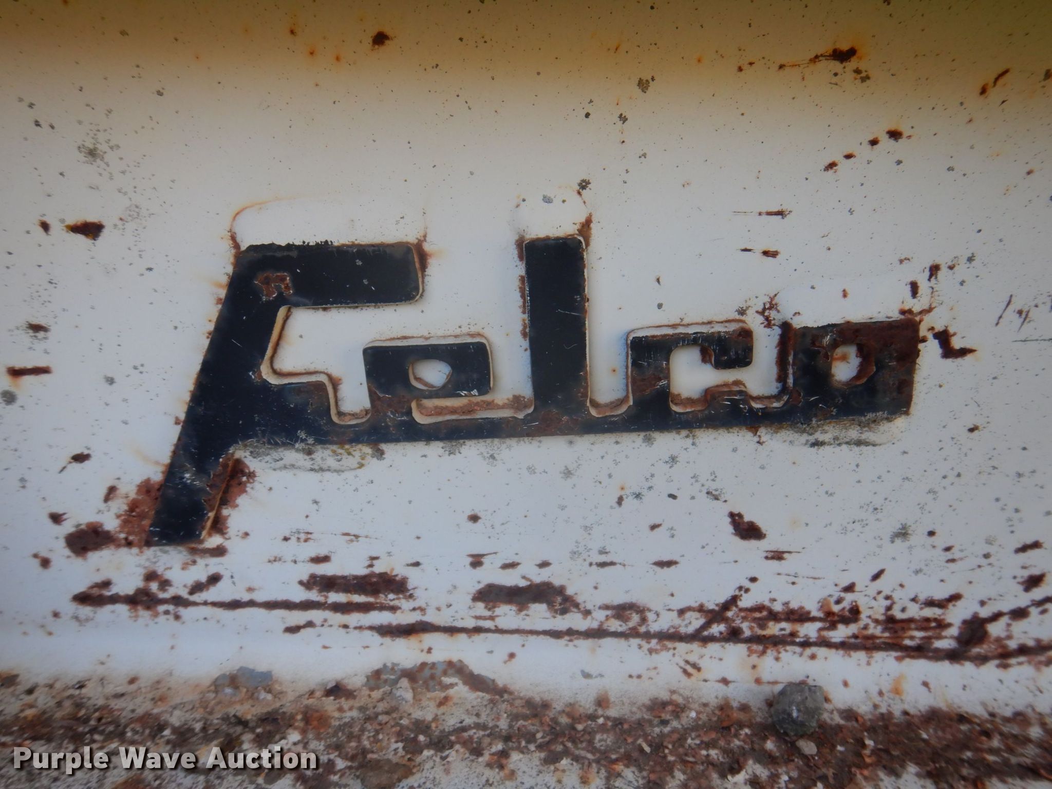 Felco CD1018 bedding conveyor in Trenton, MO Item MU9774 sold