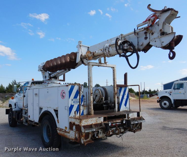 image for item DB7836 1991 GMC TopKick C6500  digger derrick truck