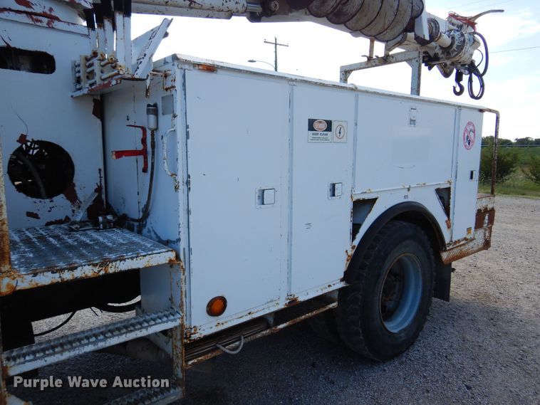 image for item DB7836 1991 GMC TopKick C6500  digger derrick truck