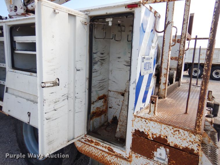 image for item DB7836 1991 GMC TopKick C6500  digger derrick truck