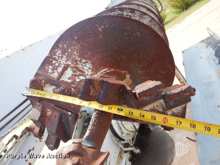 image for item DB7836 1991 GMC TopKick C6500  digger derrick truck