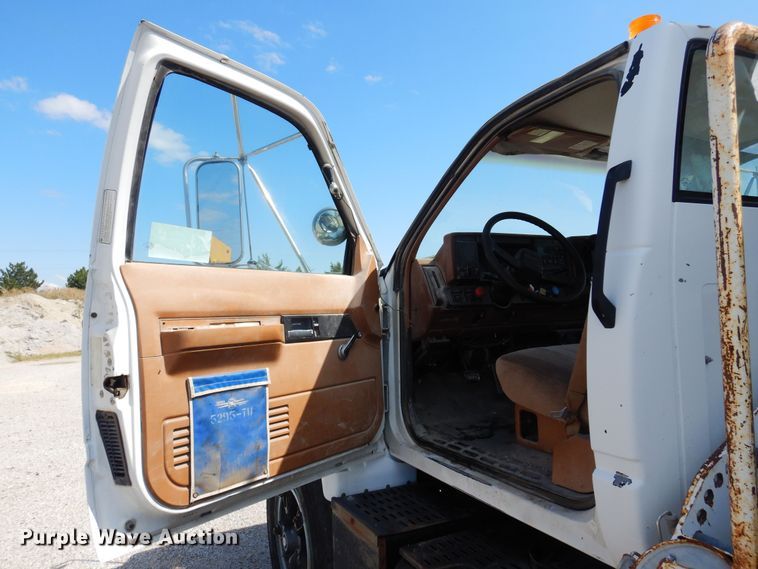 image for item DB7836 1991 GMC TopKick C6500  digger derrick truck