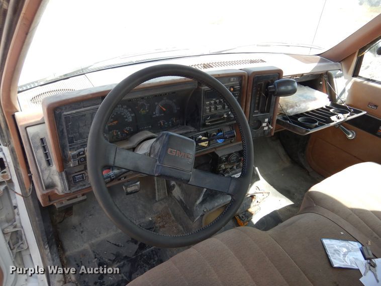 image for item DB7836 1991 GMC TopKick C6500  digger derrick truck