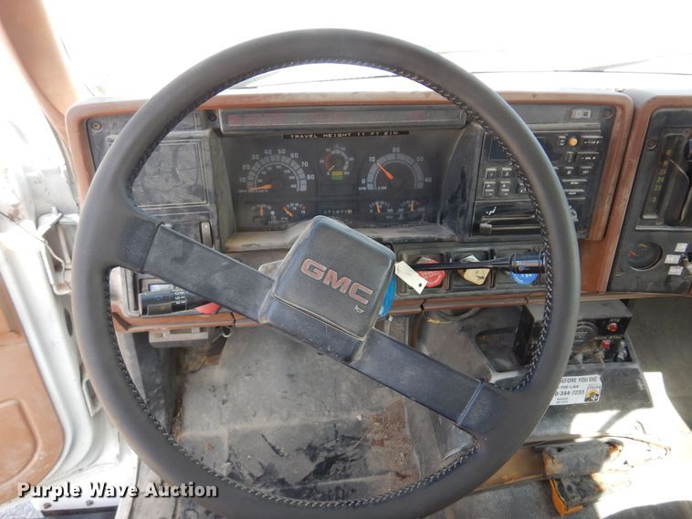 image for item DB7836 1991 GMC TopKick C6500  digger derrick truck