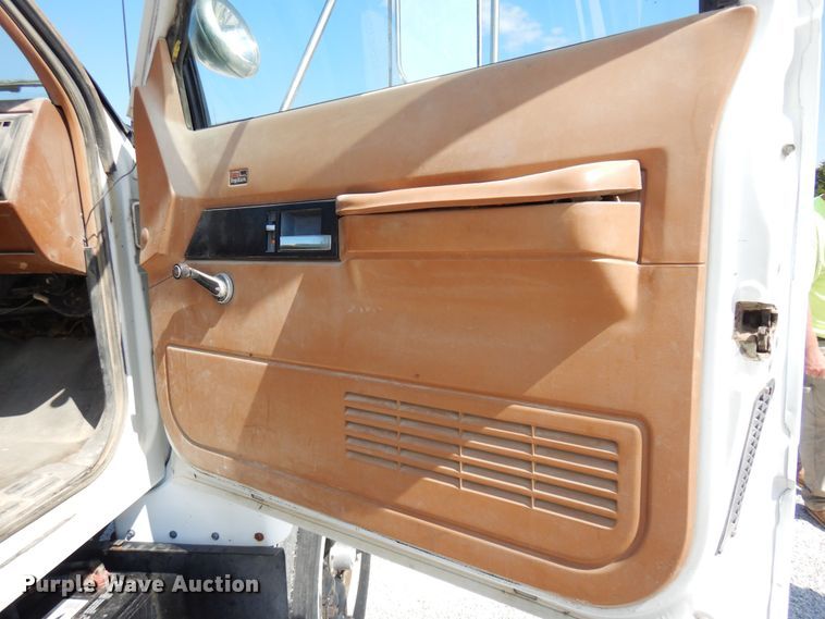 image for item DB7836 1991 GMC TopKick C6500  digger derrick truck