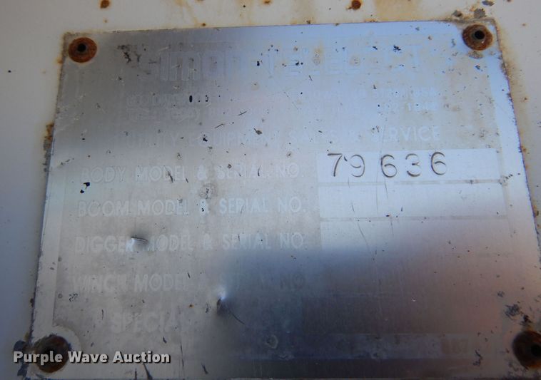 image for item DB7836 1991 GMC TopKick C6500  digger derrick truck