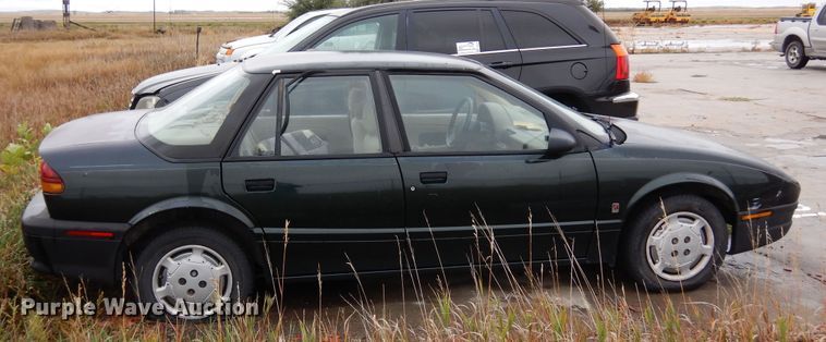 image for item DF8141 1995 Saturn SL1