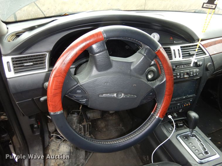 image for item DF8142 2005 Chrysler Pacifica  SUV