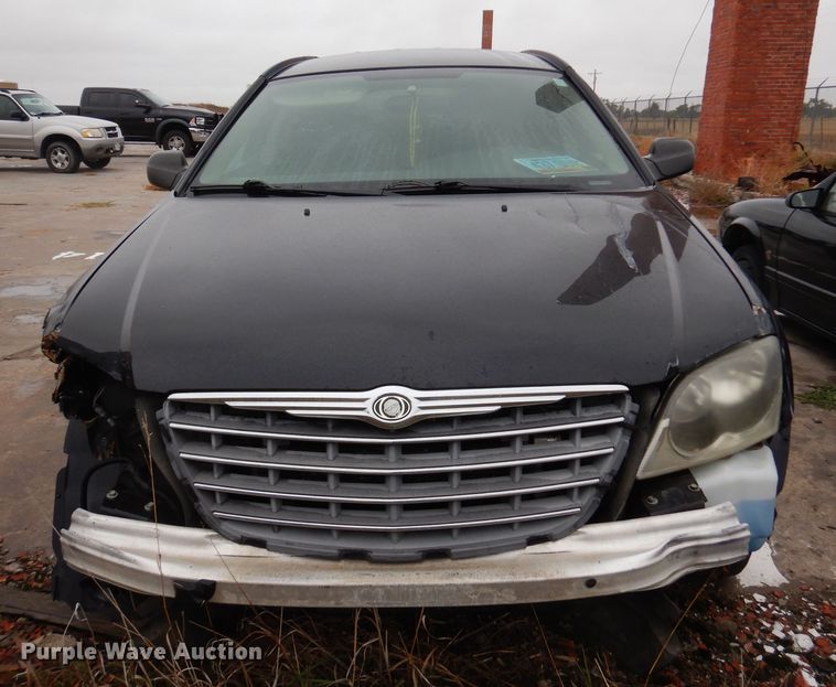 image for item DF8142 2005 Chrysler Pacifica  SUV