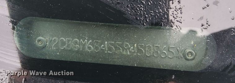 image for item DF8142 2005 Chrysler Pacifica  SUV