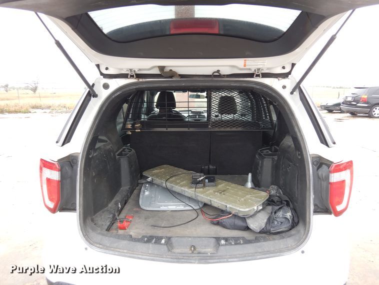 image for item DF8144 2017 Ford Explorer Police Interceptor  SUV