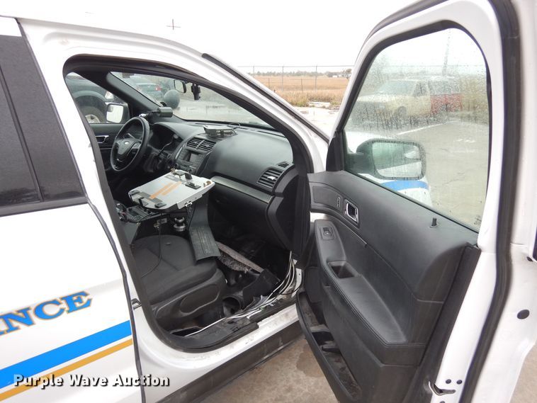 image for item DF8144 2017 Ford Explorer Police Interceptor  SUV