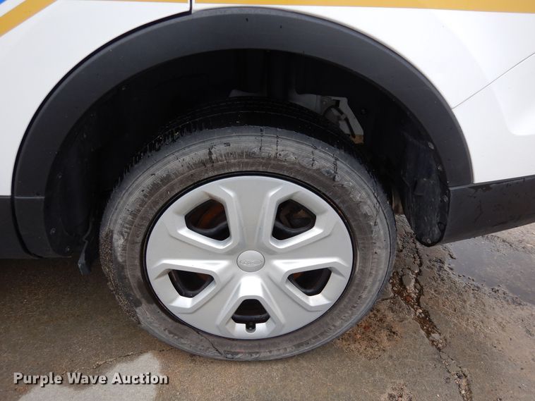 image for item DF8144 2017 Ford Explorer Police Interceptor  SUV