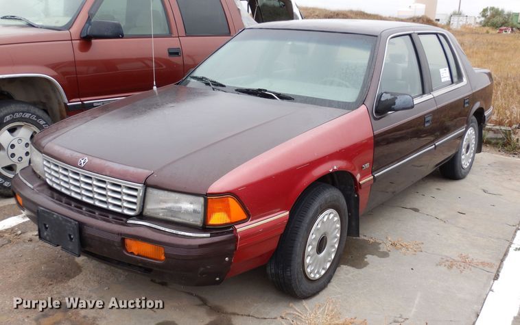 image for item DF8145 1995 Plymouth Acclaim