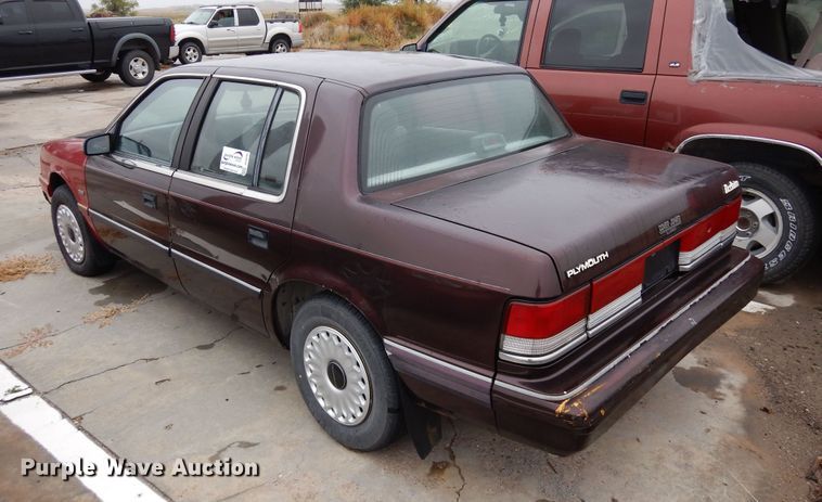 image for item DF8145 1995 Plymouth Acclaim