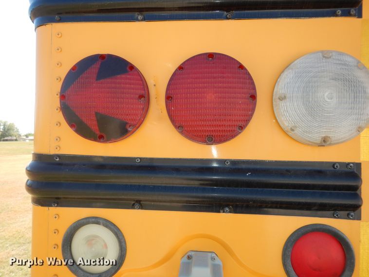 image for item DI6751 2005 Freightliner FS65  school bus