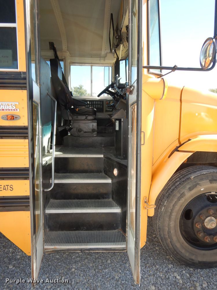 image for item DI6751 2005 Freightliner FS65  school bus