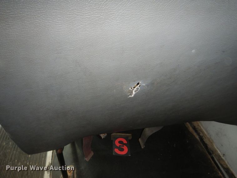 image for item DI6751 2005 Freightliner FS65  school bus