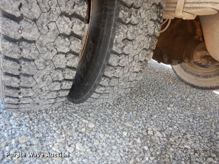 image for item DI6751 2005 Freightliner FS65  school bus