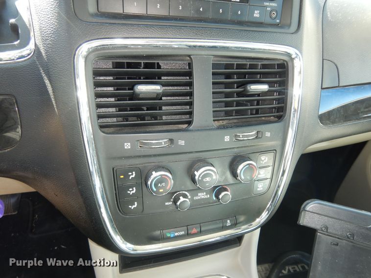 image for item DI6754 2014 Dodge Grand Caravan SXT  van