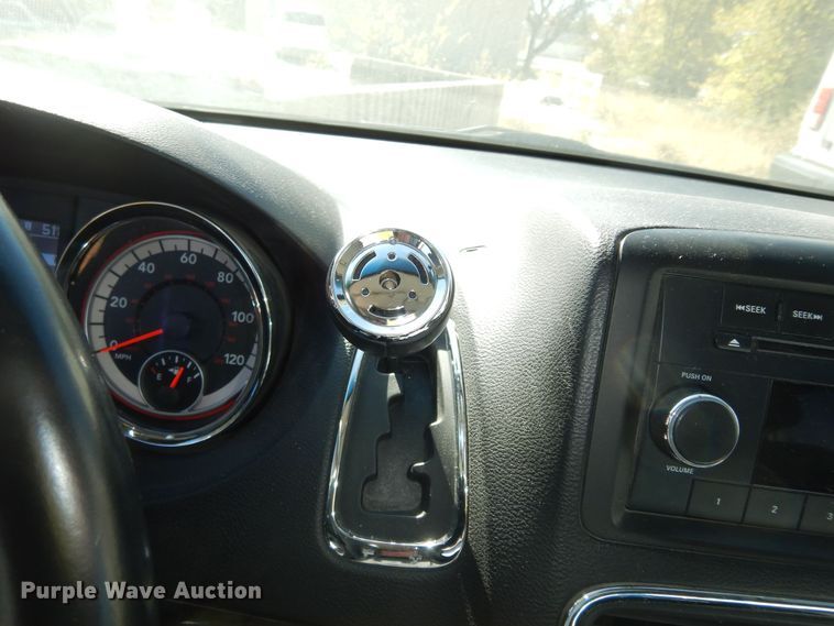 image for item DI6754 2014 Dodge Grand Caravan SXT  van