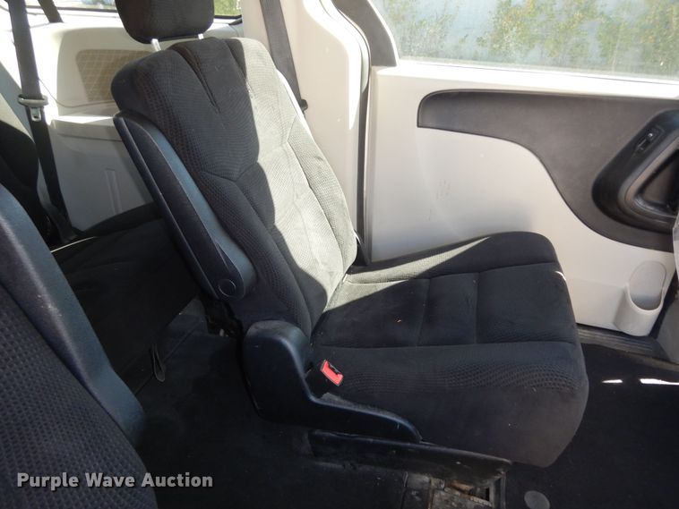 image for item DI6754 2014 Dodge Grand Caravan SXT  van