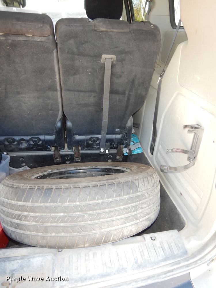 image for item DI6754 2014 Dodge Grand Caravan SXT  van