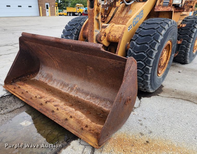 image for item DL6700 1996 Case 621B  wheel loader