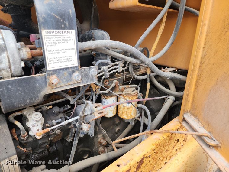 image for item DL6700 1996 Case 621B  wheel loader