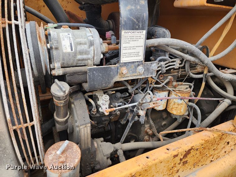 image for item DL6700 1996 Case 621B  wheel loader