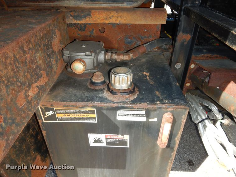 image for item DM3162 2013 International WorkStar 7300  hook lift truck